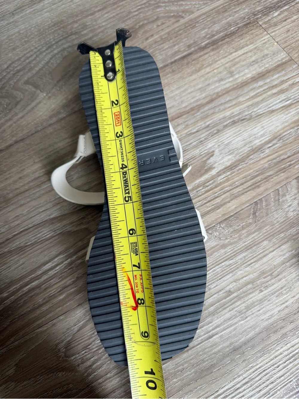 Everlane White Learher Fisherman Sandals Size: 7